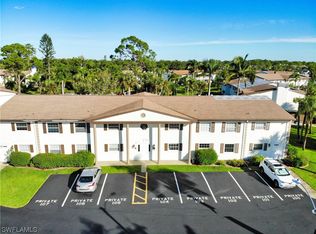7025 New Post Dr APT 7, North Fort Myers, FL 33917