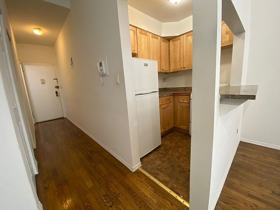 1st image of 319 E 53rd St APT 5B