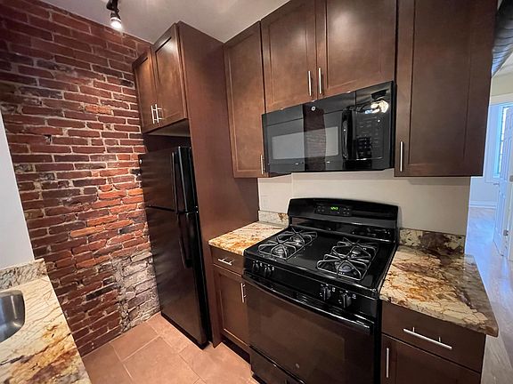 2nd image of 89-95 S 22nd St #10567906