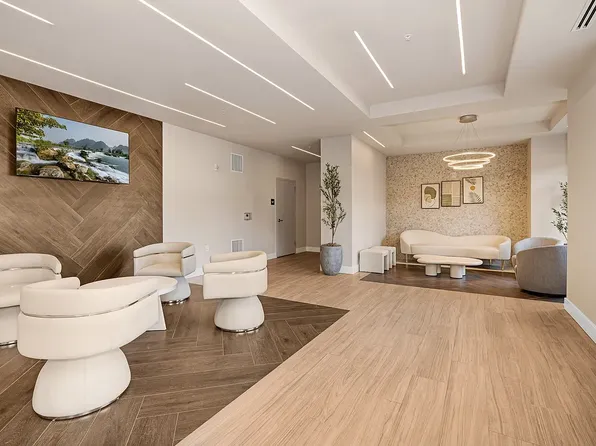 1435 10th Street image 45 of 59