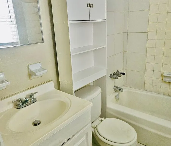 1404 College Park Ct #A — Photo 14
