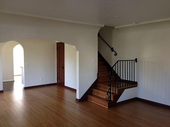 3rd image of 4718 E Broadway APT A