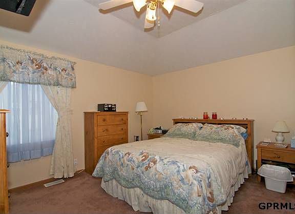 5th image of 10704 S 17th St