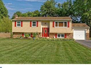 440 Cedar Ln, Mickleton, NJ 08056