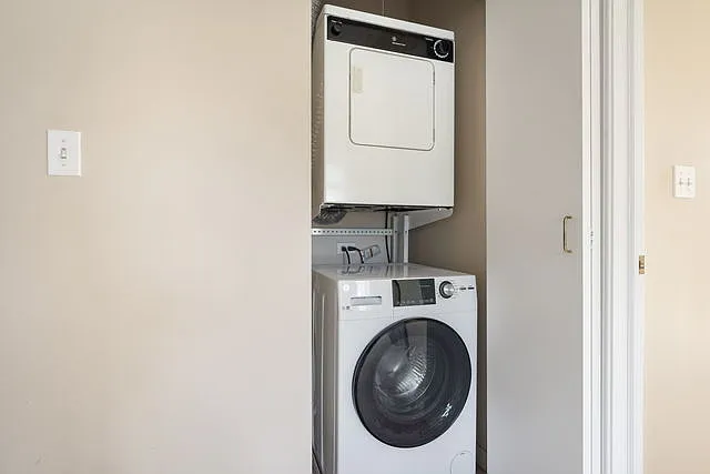 1 bed, $2,495 — Photo 1