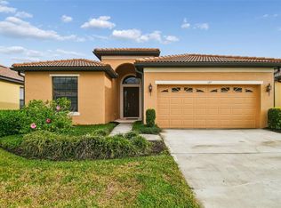 127 Silver Falls Dr, Apollo Beach, FL 33572