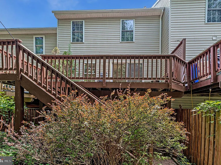 616 Bellerive Ct #85 — Photo 34