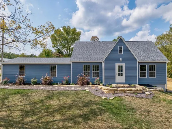 615 Maple St, Hillsboro, MO 63050