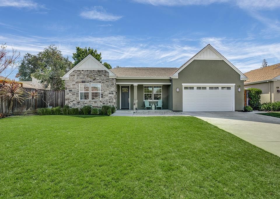 1st image of 200 Drakes Bay Ave