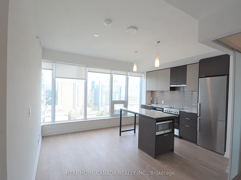 203 College St #1907 — Photo 2