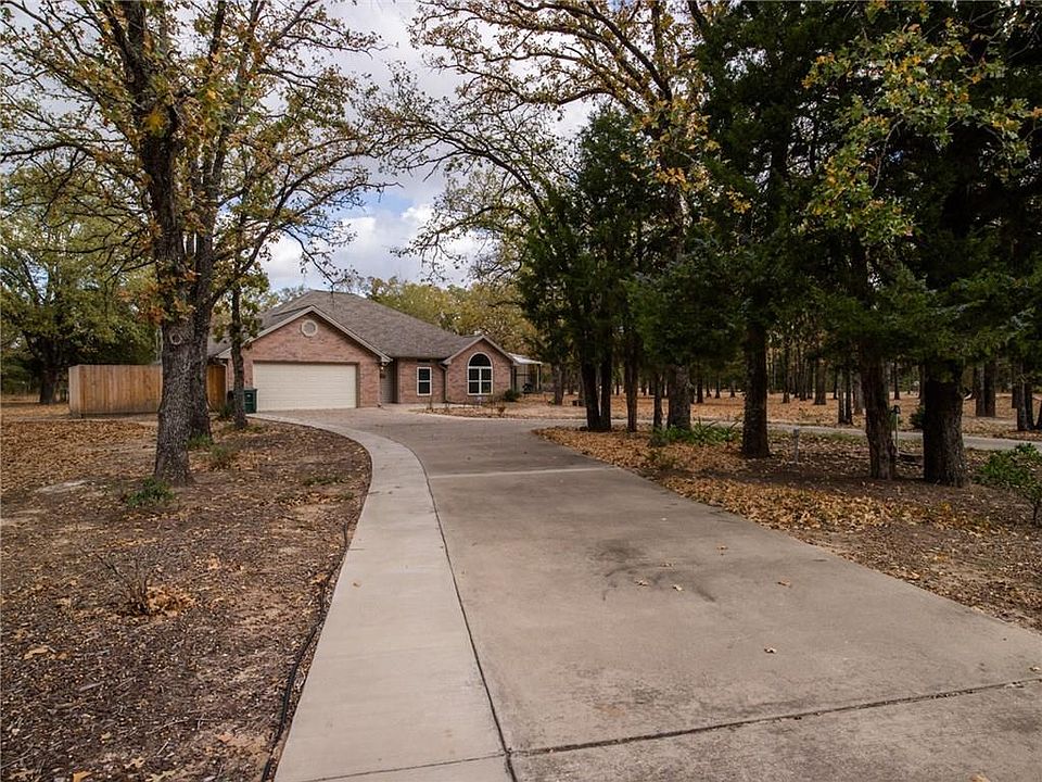 1st image of 1542 Hideaway Ln