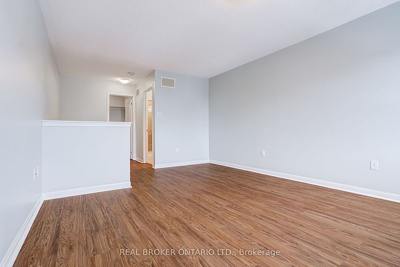 Toronto Townhouse for rent - 2 Bedrooms — photo 15