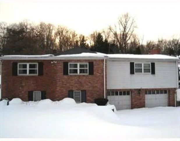 303 Hershey Rd photo 1