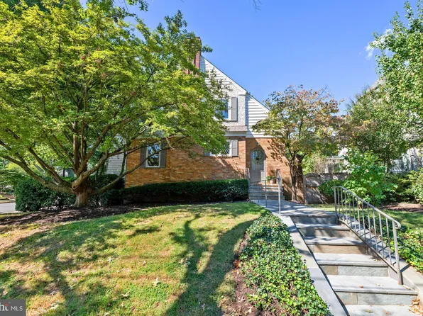 6000 33rd St NW, Washington, DC 20015