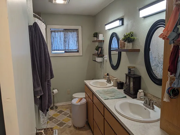 206 Cherry St — Photo 17