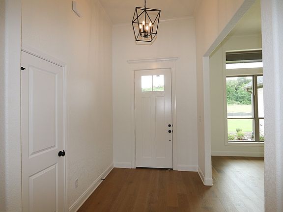 3rd image of 16503 Cooper Way