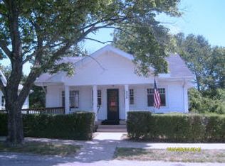 938 I St, Bedford, IN 47421