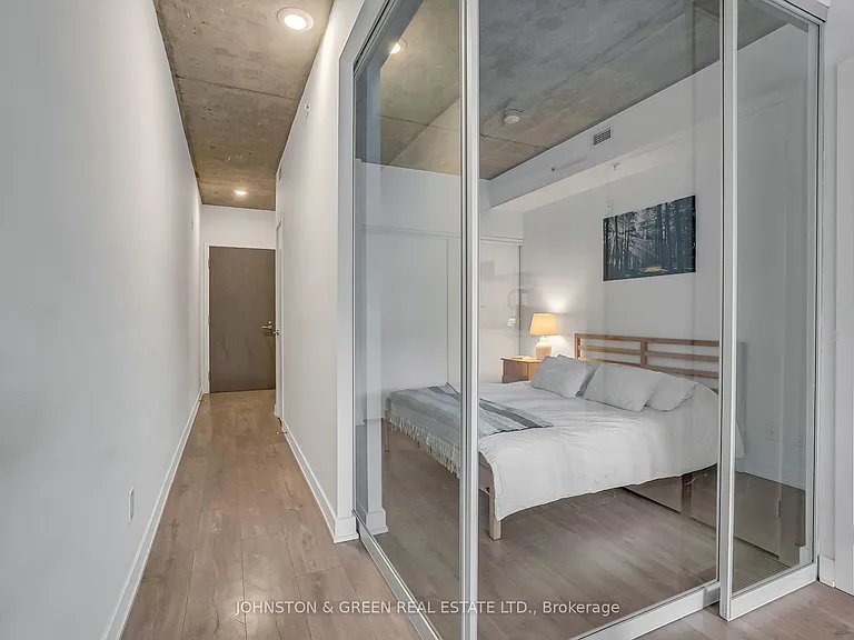 109 Ossington Ave #207 — Photo 16