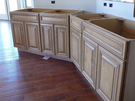 Upgraded cabinets & flooring