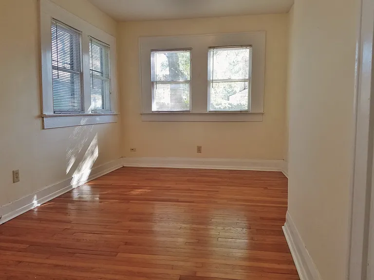 506 W Paris St — Photo 10