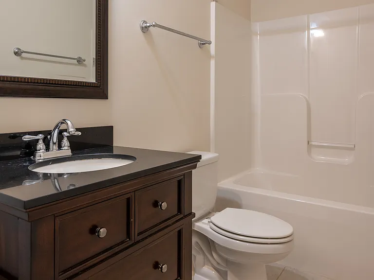 243 Huntley Ave — Photo 16