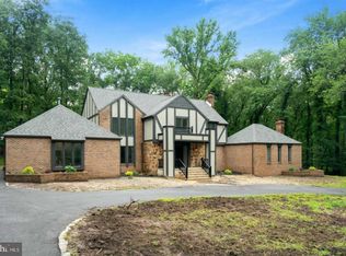 5 Gwen Ct, Cherry Hill, NJ 08003