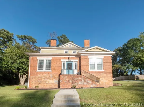 122 Hinsdale Ave, Fayetteville, NC 28305