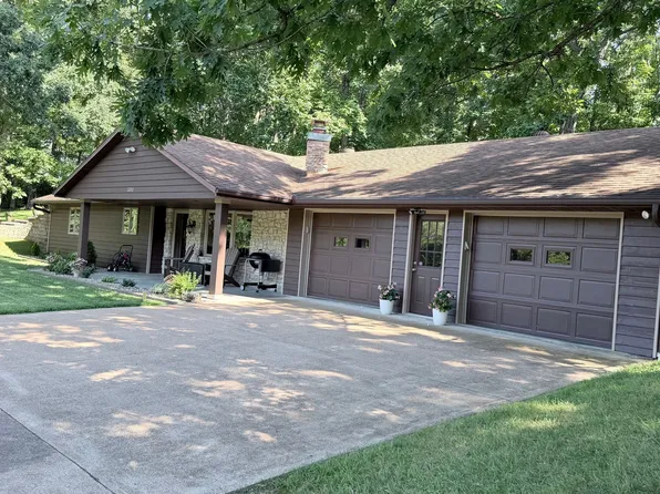 5311 W Brazito Rd, Jefferson City, MO 65109
