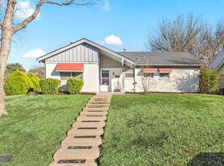 801 Eastcliff Dr, Euless, TX 76040