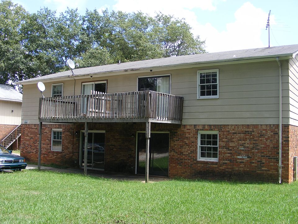 2nd image of 2040 W Croft Cir #C