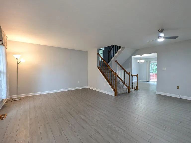 19340 Churubusco Ln — Photo 2