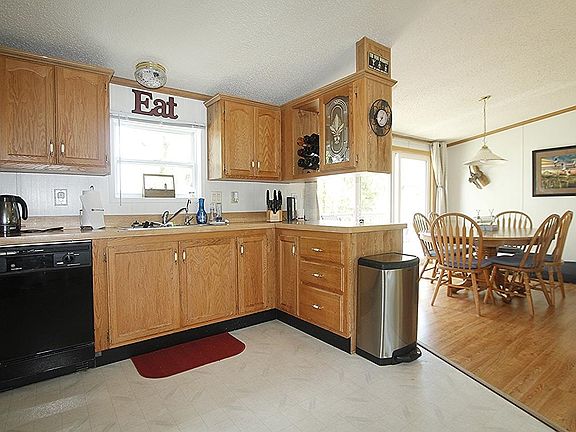 4th image of W5400 Buffalo Dr