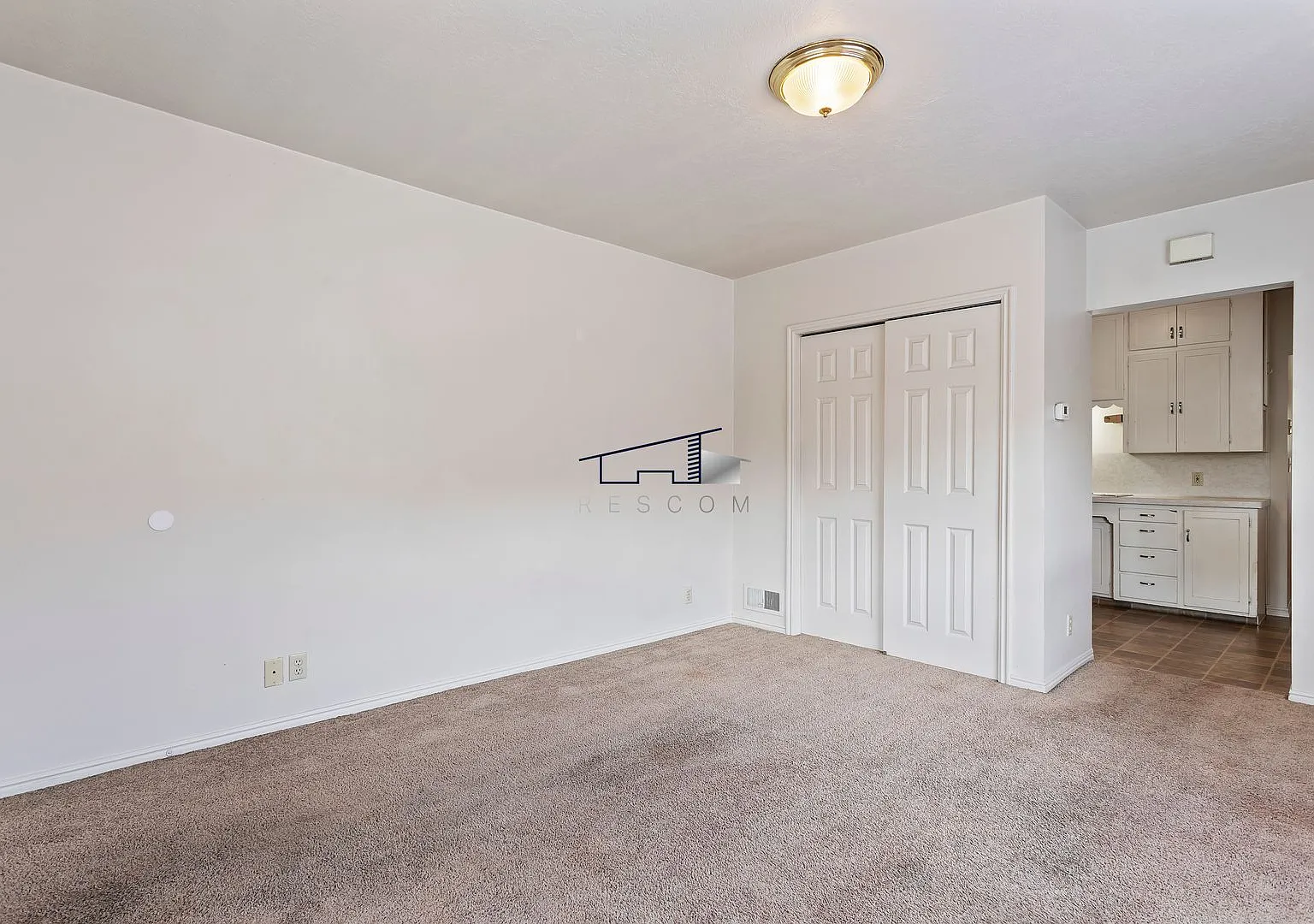 24th 4-plex — Photo 4