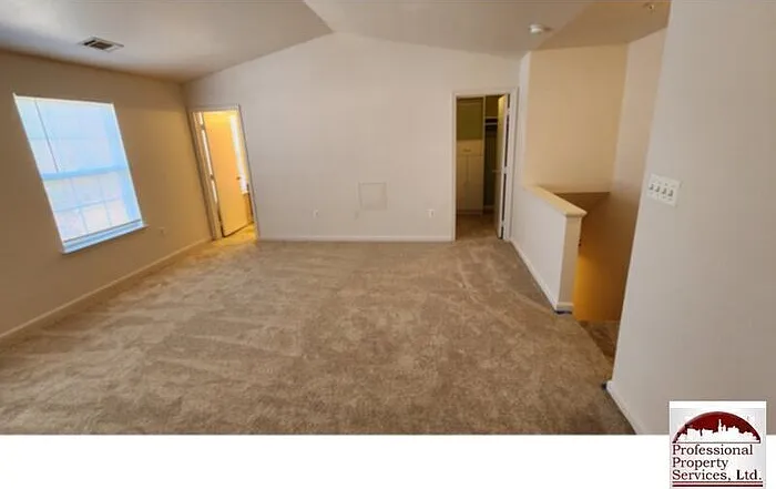 158 Heathfield Dr — Photo 14