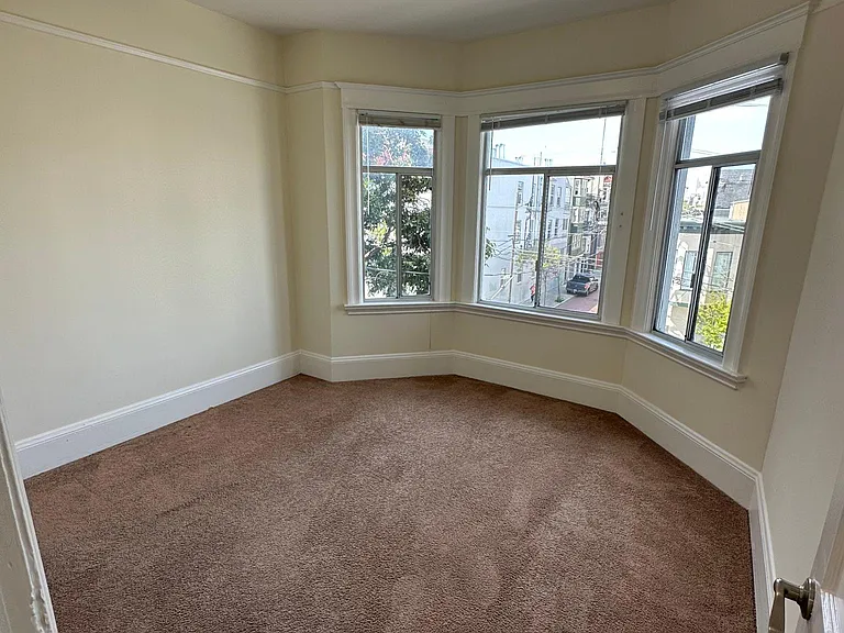 129 Duboce Ave — Photo 4