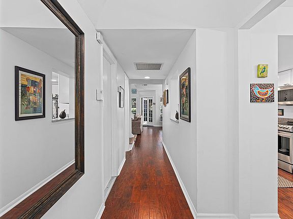 5th image of 223 Quayside Cir #C11