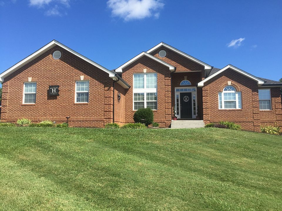 1st image of 302 Freedom Ln