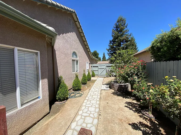 2643 W Oakridge Ave — Photo 30
