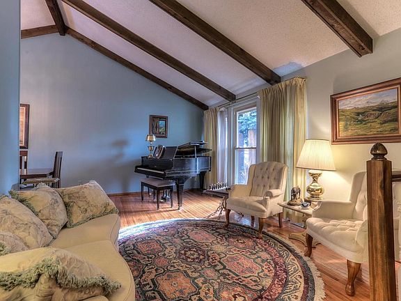4th image of 8743 E Saratoga Pl