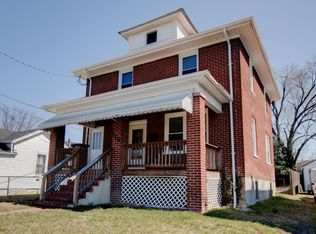 116 N Poplar St, Vinton, VA 24179
