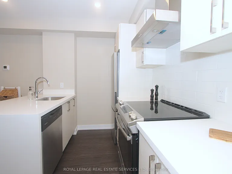 282 Bleecker St — Photo 2
