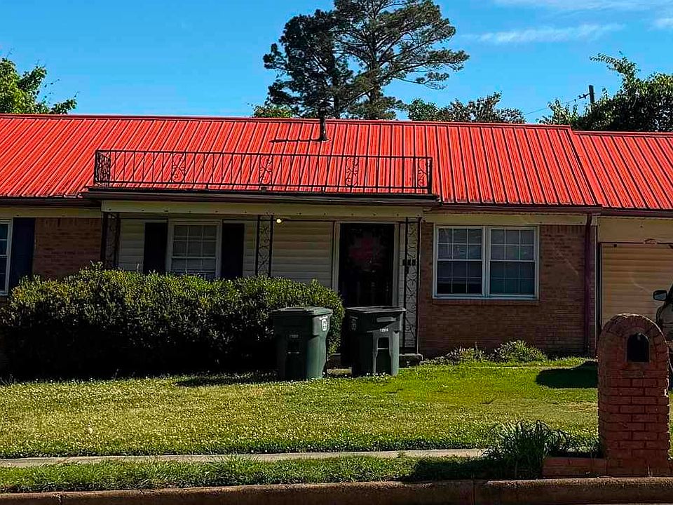 1st image of 311 E Shelby Dr