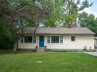 9393 Jordan Dr, Mentor, OH 44060