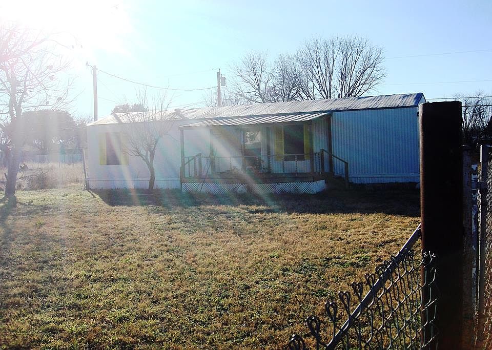 1st image of 8417 Sunflower Ave