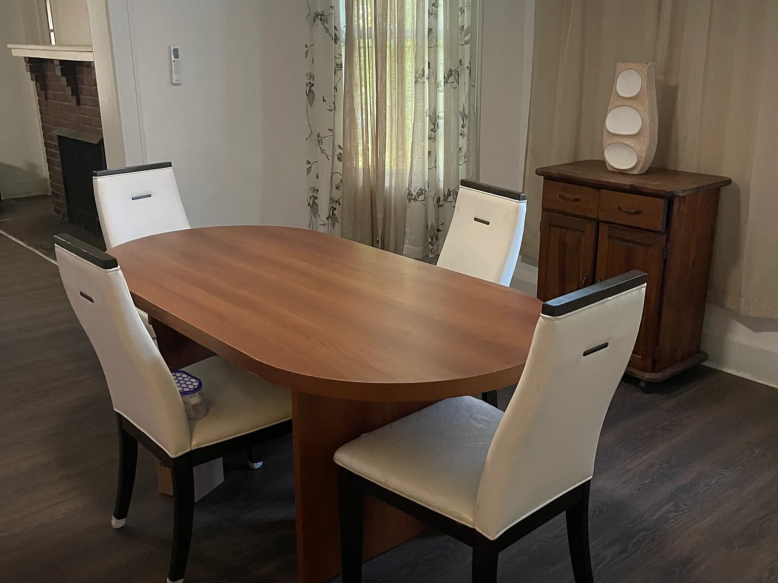 2 bed, 750 sqft, $1,600 — Photo 4