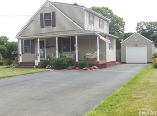 200 Douglas Dr, Meriden, CT 06451