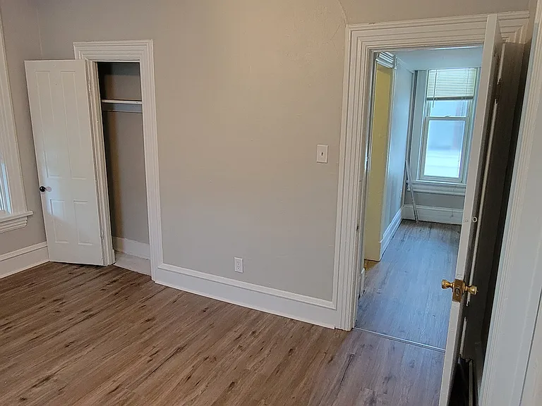 623 5th Ave #1/2 — Photo 37