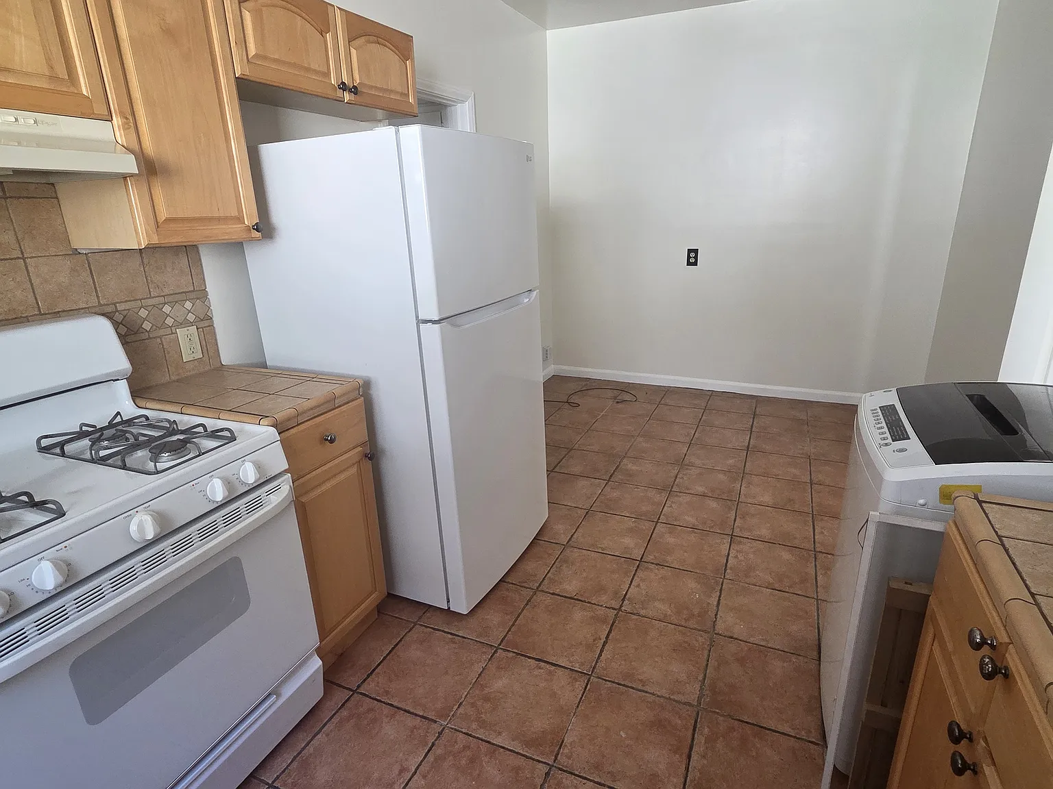 1 bed, 700 sqft, $2,295 — Photo 4