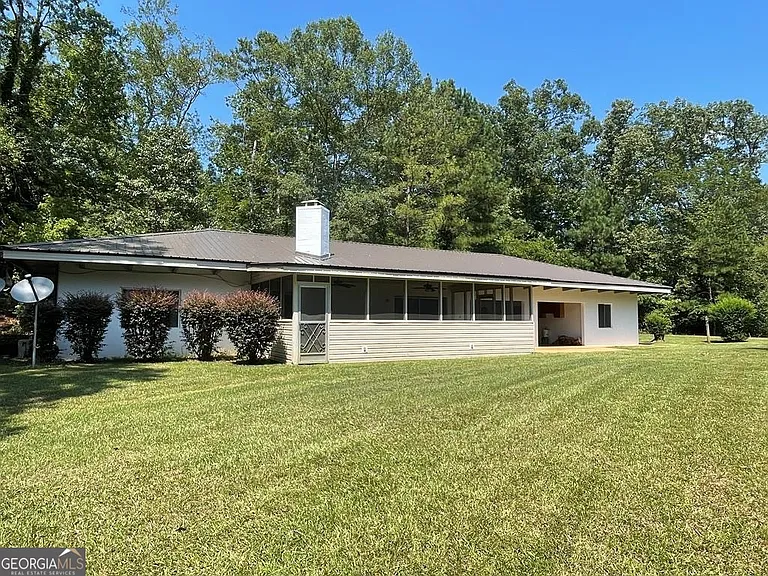 163 Holly Ridge Rd — Photo 1