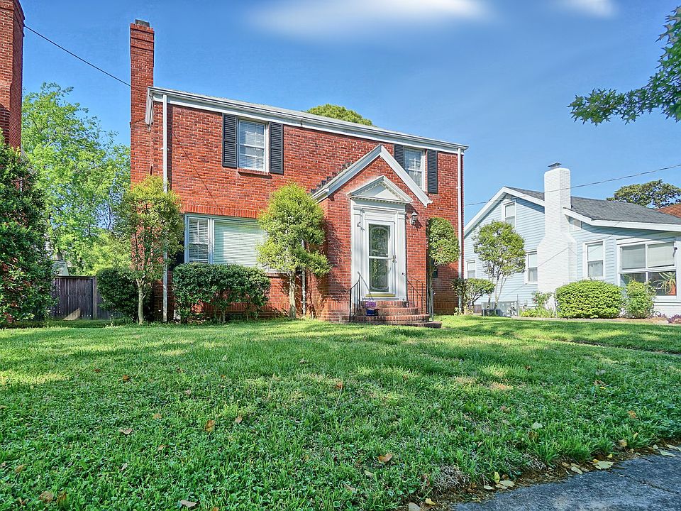 1st image of 1020 Jamestown Cres